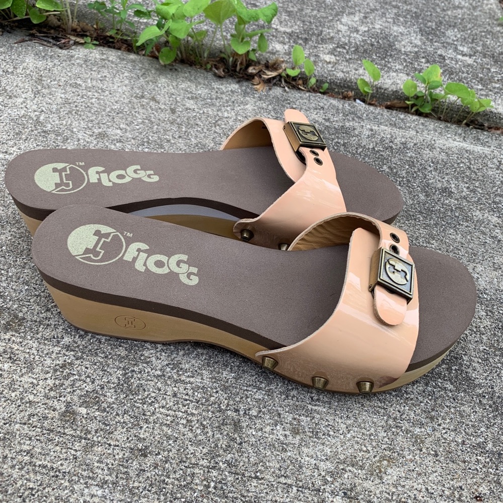 Flogg nude patent slip on sandals